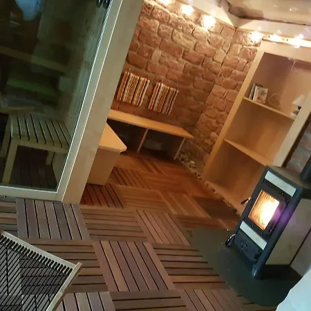 Forsthaus Homestay *
